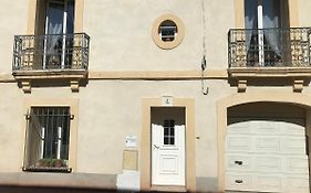 Simone'S Houses